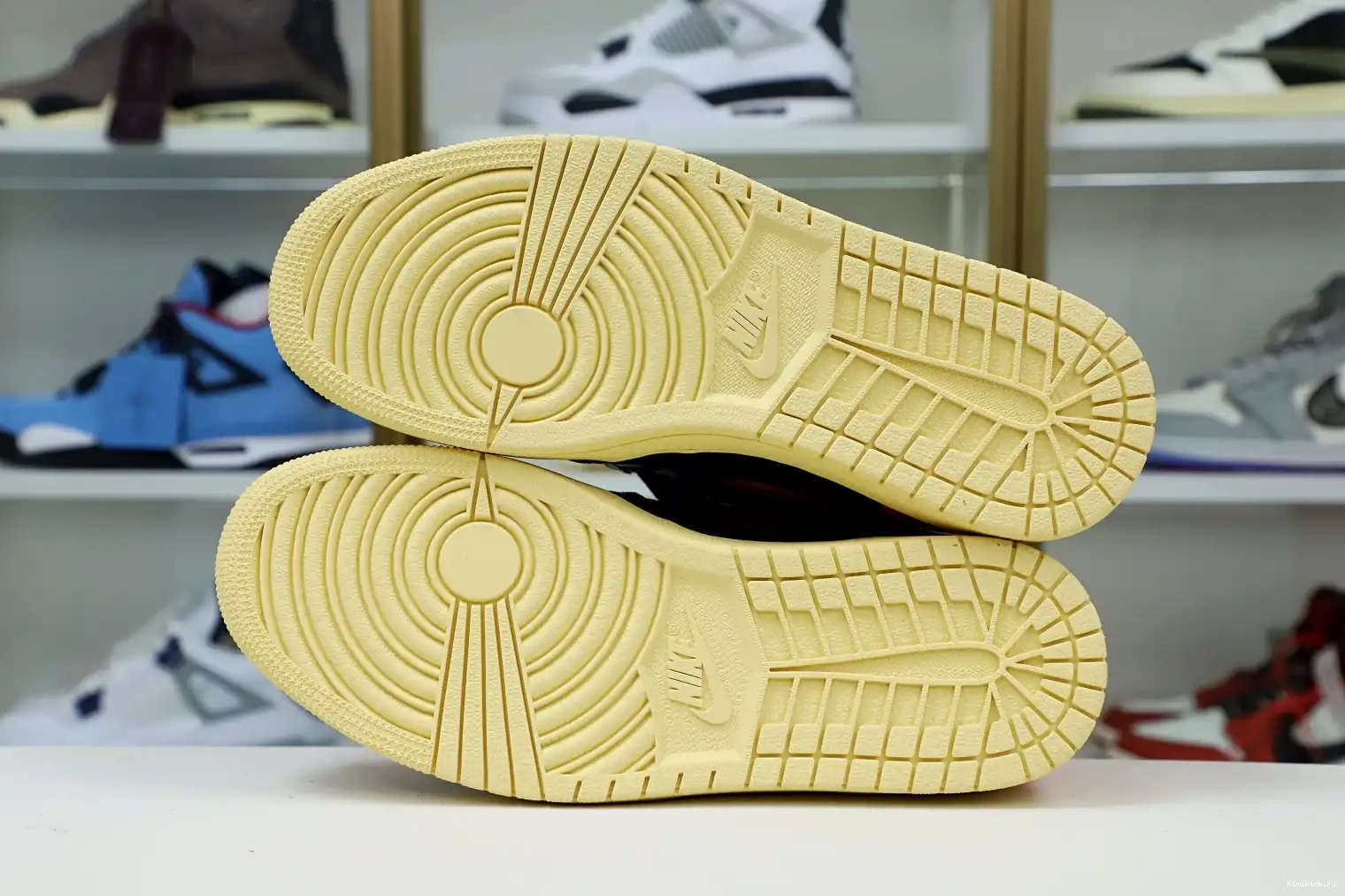 'SHATTERED 3.0' JORDAN Kimikick BACKBOARD 1 AIR RETRO OG HIGH 0408